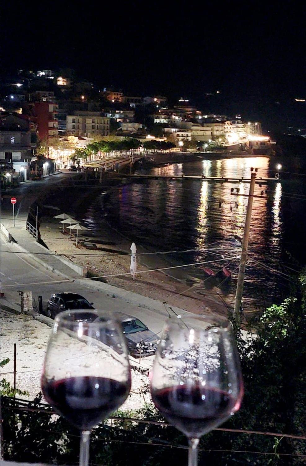 Viktora'S House Apartment Himare Exterior photo